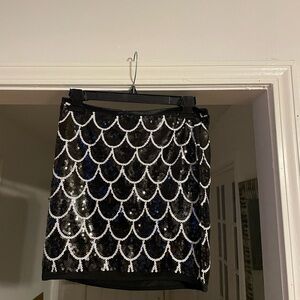 Black and white sequins skirt